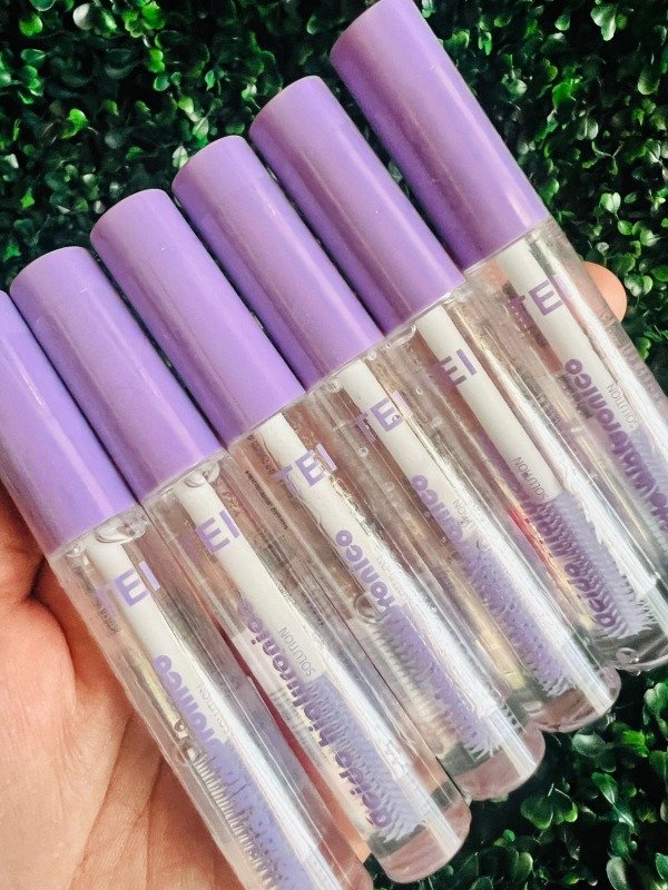 Producto - mascara de pestañas nutritiva con acido hialuronico TEI