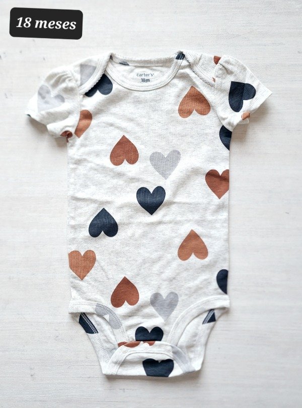 Producto - Body manga corta carters talle 18 meses corazones