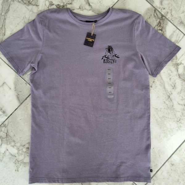 Producto - Remera Rusty Magic Time