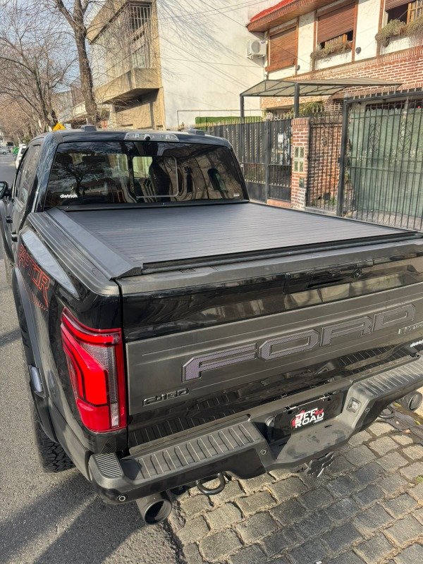 Producto - Cortina rectracil Kraken Ford F-150/Rapor