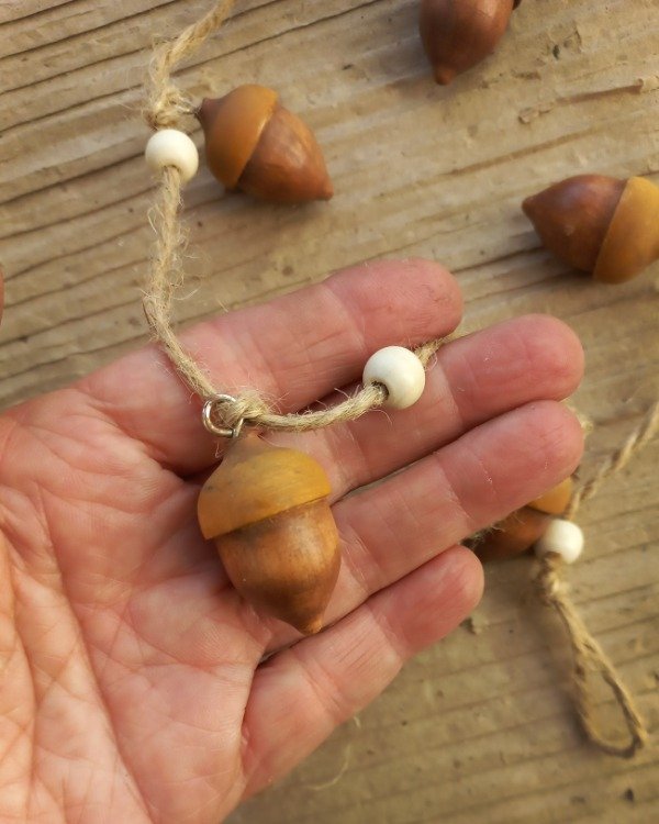 Producto - Guirnalda de bellotas