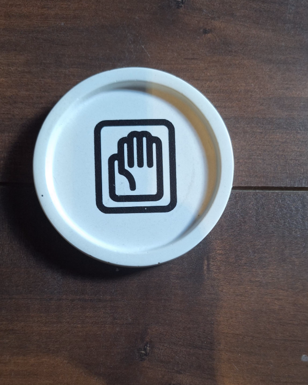Producto - Posavasos Redondo JoJo's Bizarre Adventure Símbolo de Mano
