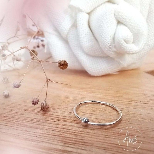 Producto - ARGOLLA LIVIANA CON BOLITA EN EL CENTRO ( Unidad)