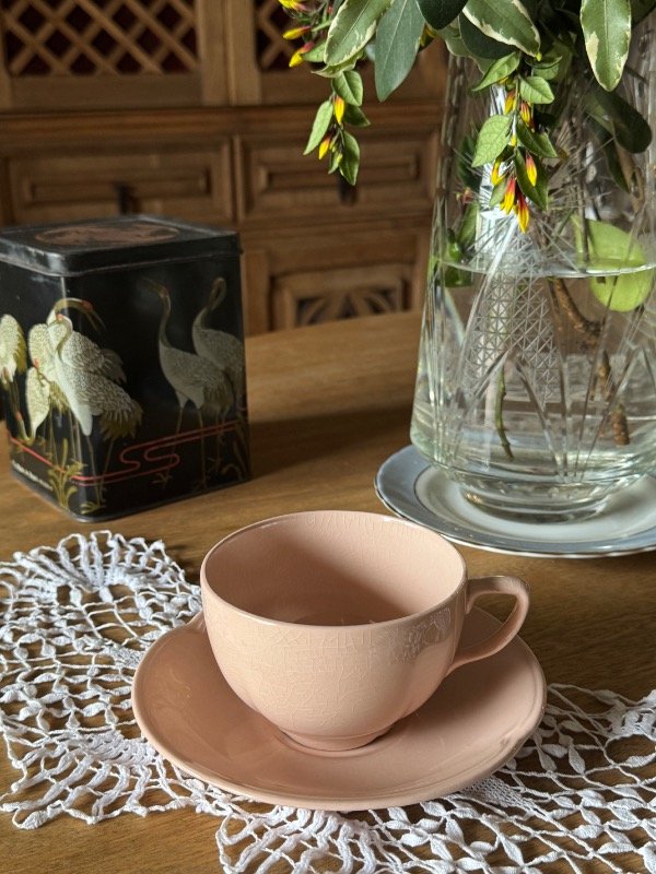 Producto - Taza de té de loza inglés Johnson Bros Rosedawn