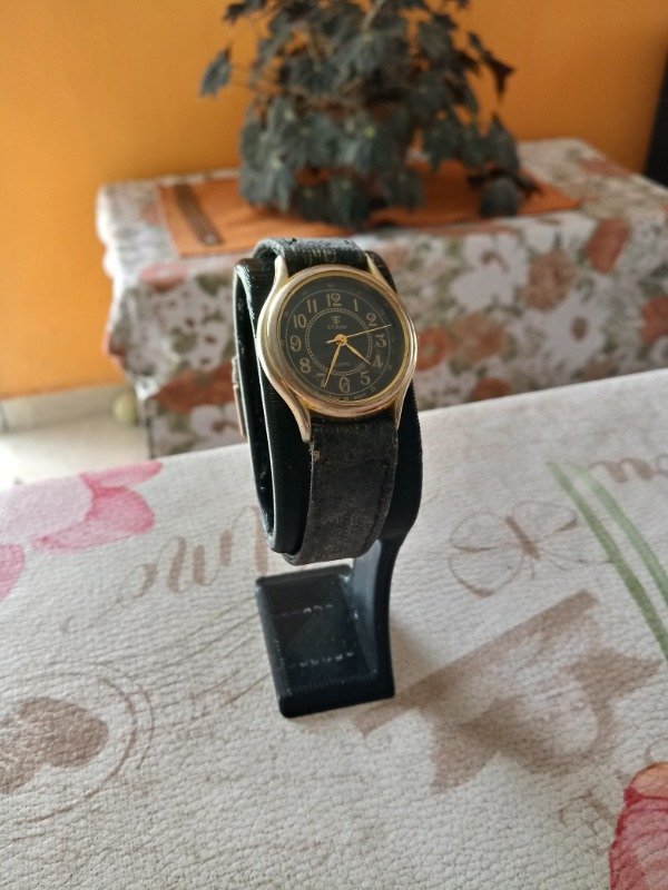 Producto - Pack X3 Soportes Para Reloj Stand Expo Impreso 3d Colores