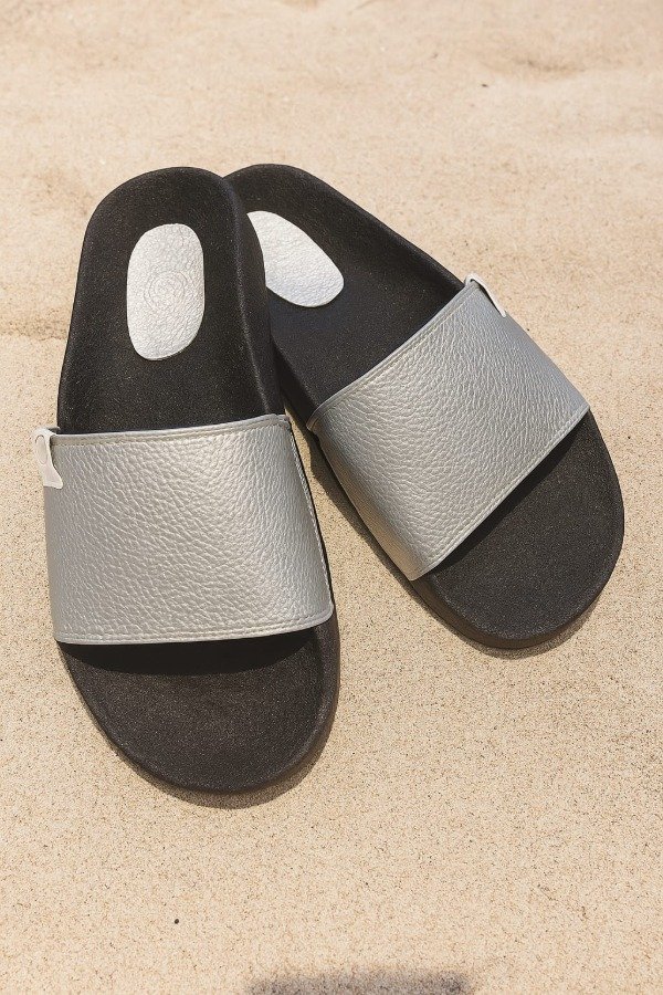 Producto - chancla platino