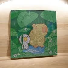 Producto - DIAMOND PAINTING 20X20 BASTIDOR CAPIBARA Y POLLITO