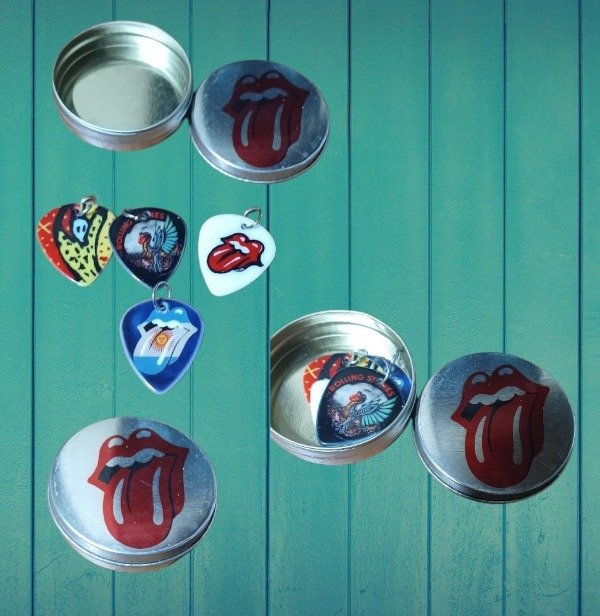 Producto - Pack dijes the rolling stones