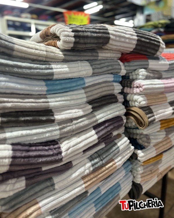 Producto - MANTA CON CORDERITO