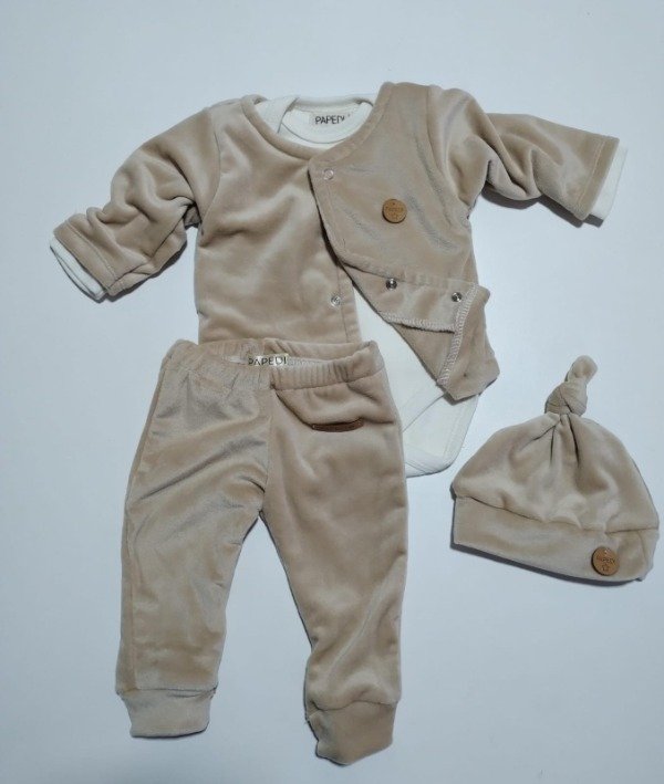 Producto - Conjunto PLUSH  Beige