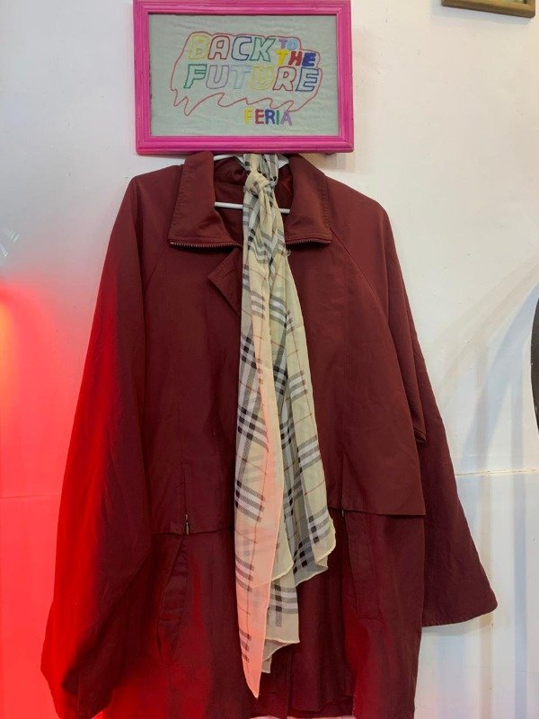Producto - Campera rojiza