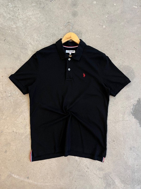 Producto - CHOMBA DE PIQUÉ US POLO ASSN FULL BLACK (M)