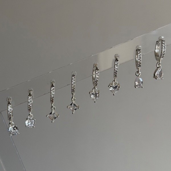 Producto - Aros con dije de acero blanco - 3