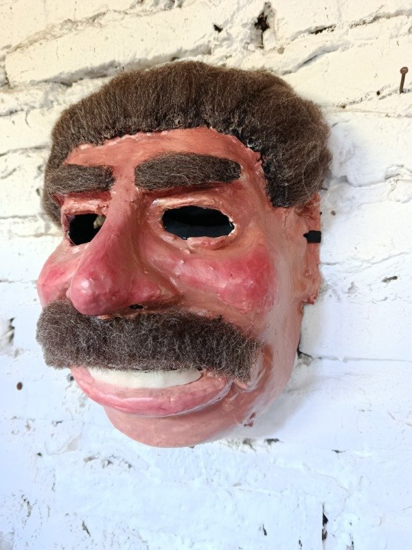 Producto - Mascara Molina Campos hombre Con bigote