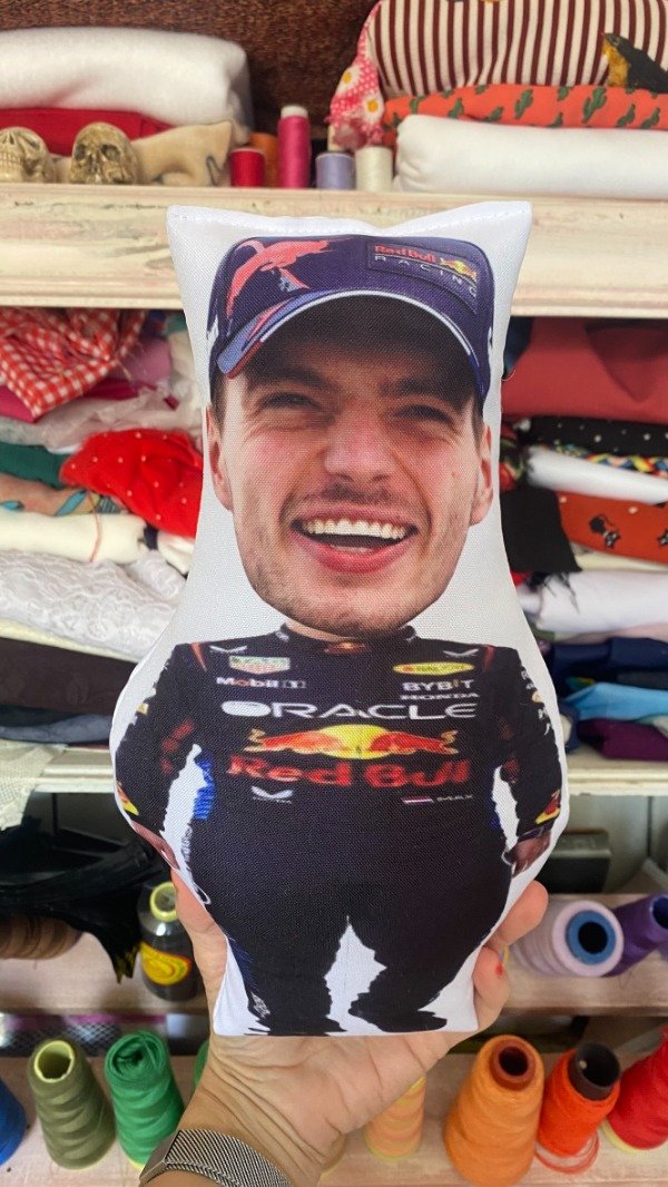 Producto - Muñeco Max Verstappen chiquito