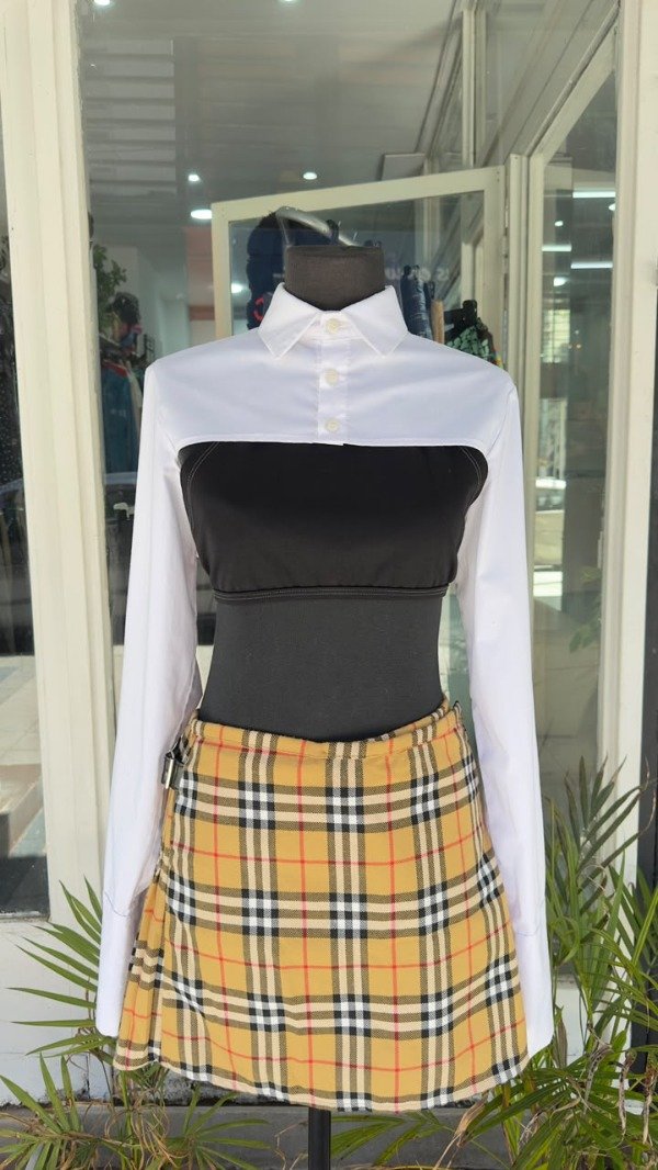 Producto - Falda Burberryy M - 0