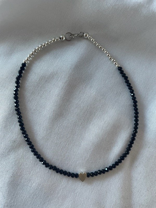 Producto - Collar Miranda negro