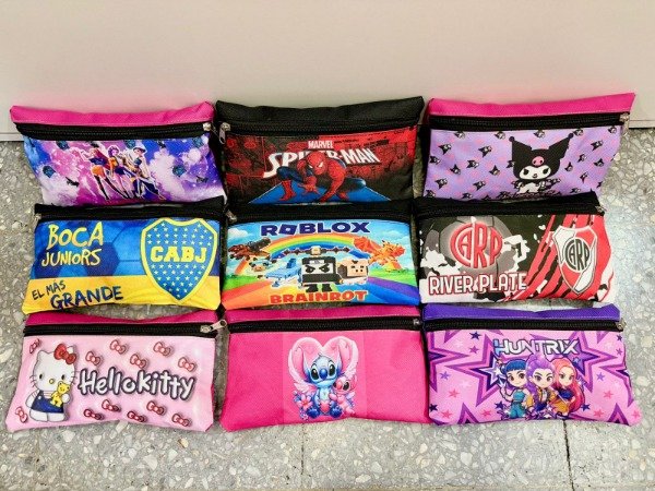 Producto - Cartuchera Canopla de personajes chica