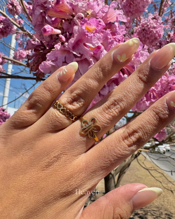 Producto - Anillo de acero dorado