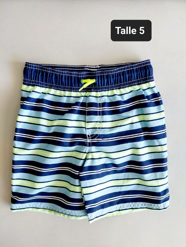 Traje de Baño Oshkosh talle  5 rayado