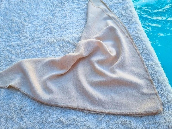 Producto - PAÑUELO LISO CEY 50X50 CM NATURAL