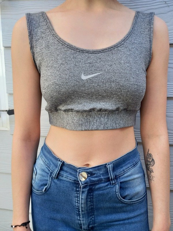 Top deportivo gris talle m grey