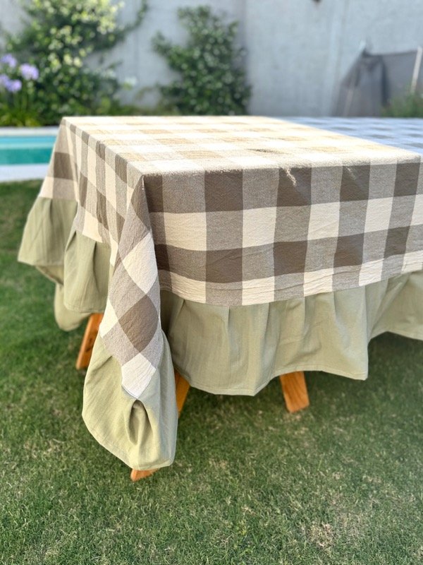 Producto - Mantel tusor picnic verde eucalipto con volados verde