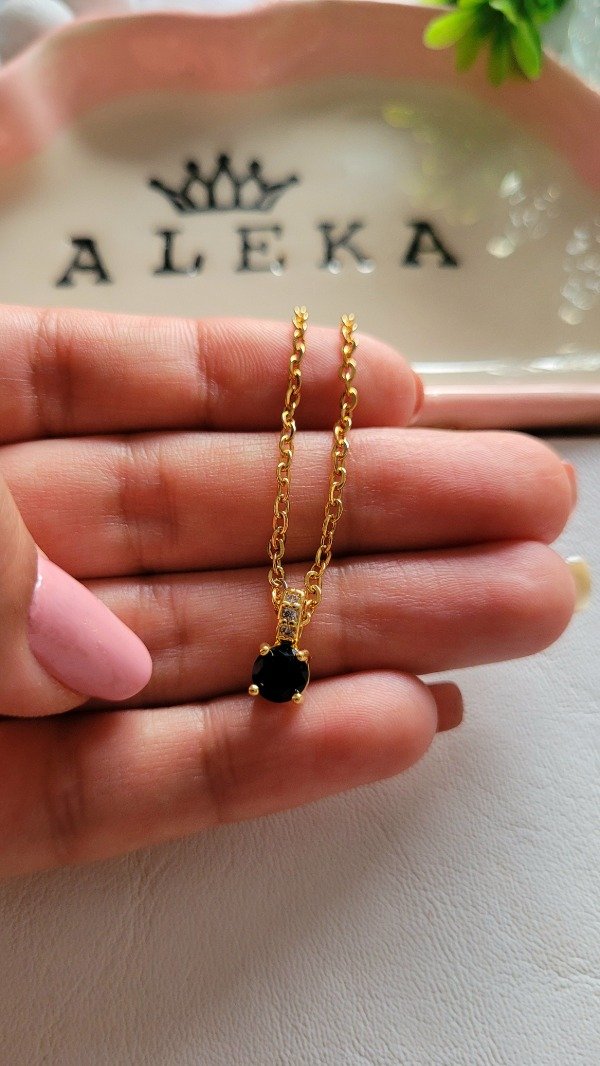 Producto - Conjunto dije y aros cubic redondo negro con strass de acero dorado - 3