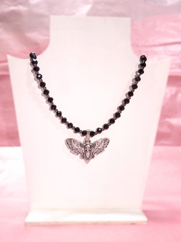 Producto - Collar Moth