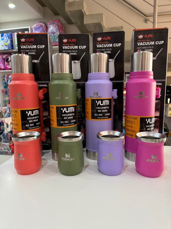 Producto - TERMO "YUMI" 1200 ML SIMIL STANLEY C/MATE CLÁSICO