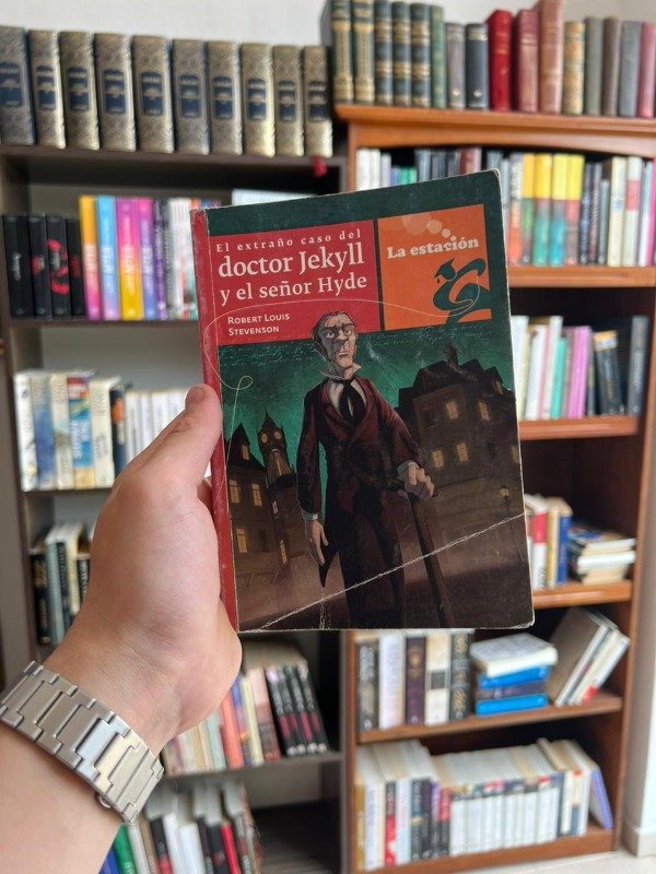 Producto - El extraño caso del doctor Jekyll y el señor Hyde (Robert L. Stevenson)