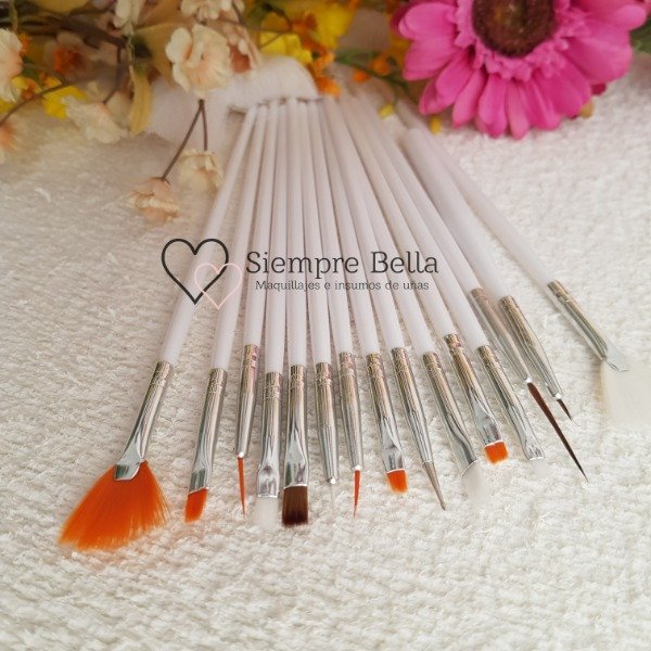 Producto - Set x15 pinceles - 1
