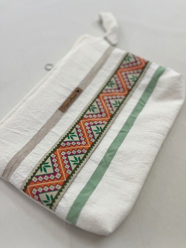 Producto - Neceser tussor verde y naranja