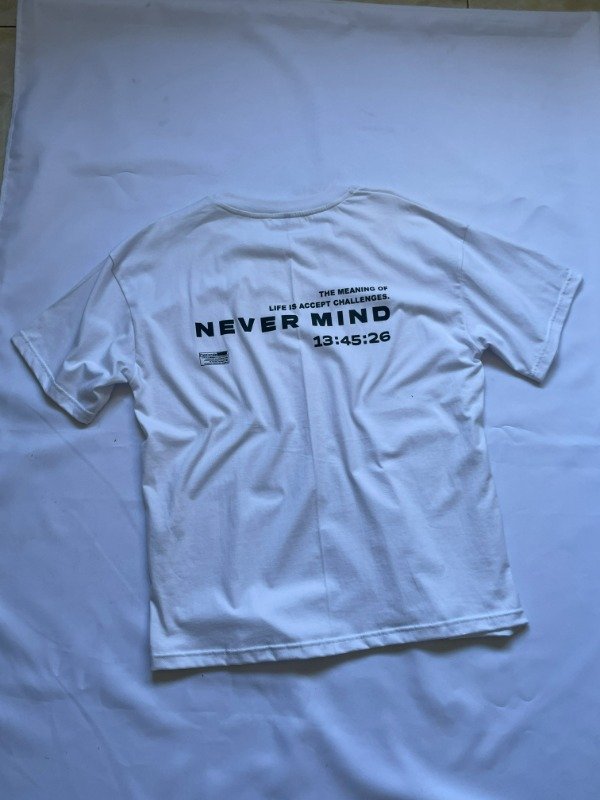 Producto - Oversize Nevermind blanca