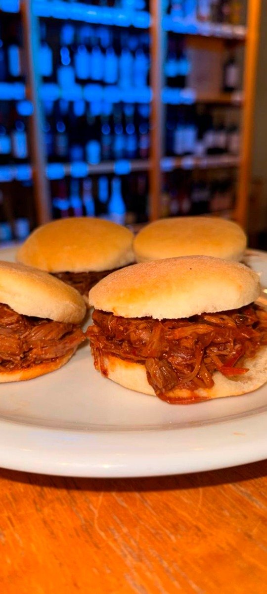 Producto - SANDWICHES BONDIOLA BRASEADA 12 UN