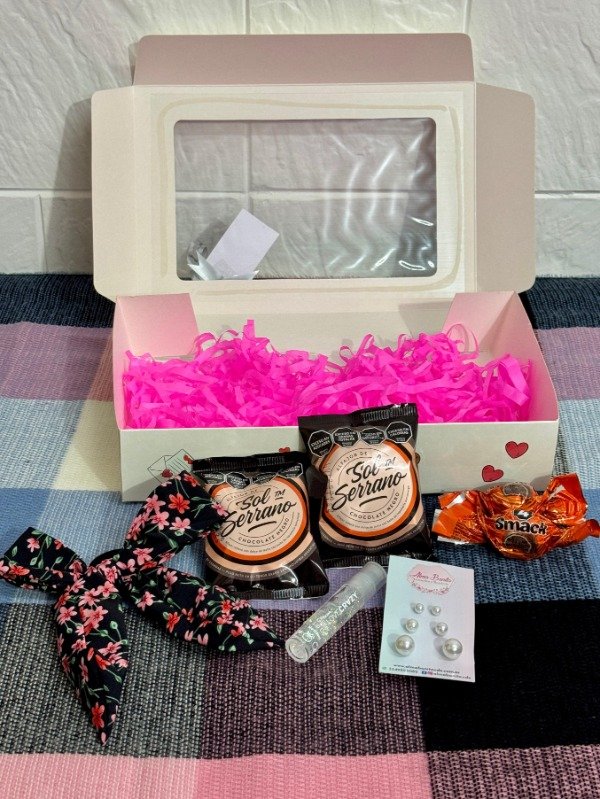 Producto - Caja Corazon + Brillo+moño+aros