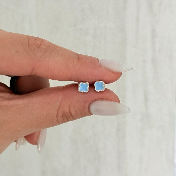 Producto - Aros abridores trébol celeste esmaltado