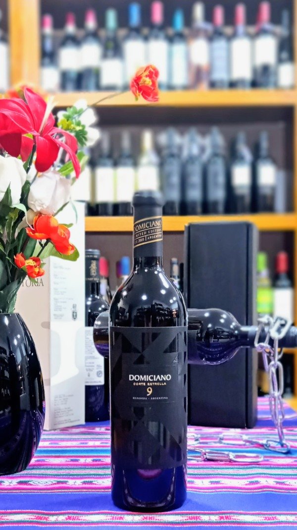Producto - Vino Domiciano Corte Estrella 9 Blend