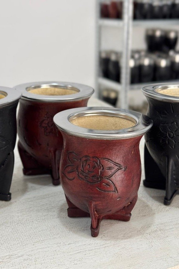 Producto - CAMIONERO DE ACERO Virola lisa,  cuero dibujado