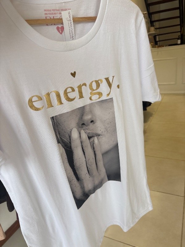 Producto - Remera Blanca estampada - 10