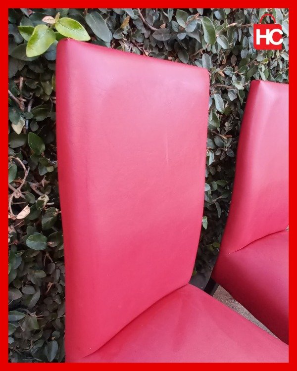 Producto - Juego de 4 sillas de comedor modernas tapizadas en ecocuero rojo patas negras - 5