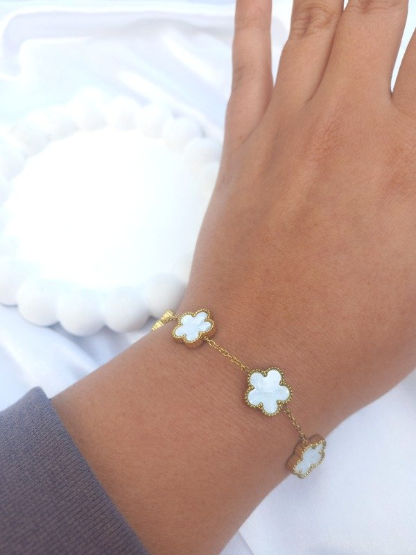 Producto - pulsera trebol golden (blanco)