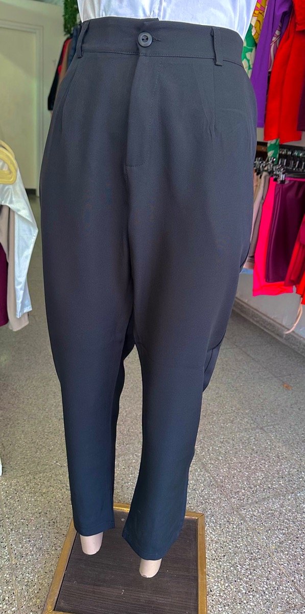 Producto - PANTALÓN SASTRERO NEGRO T.3