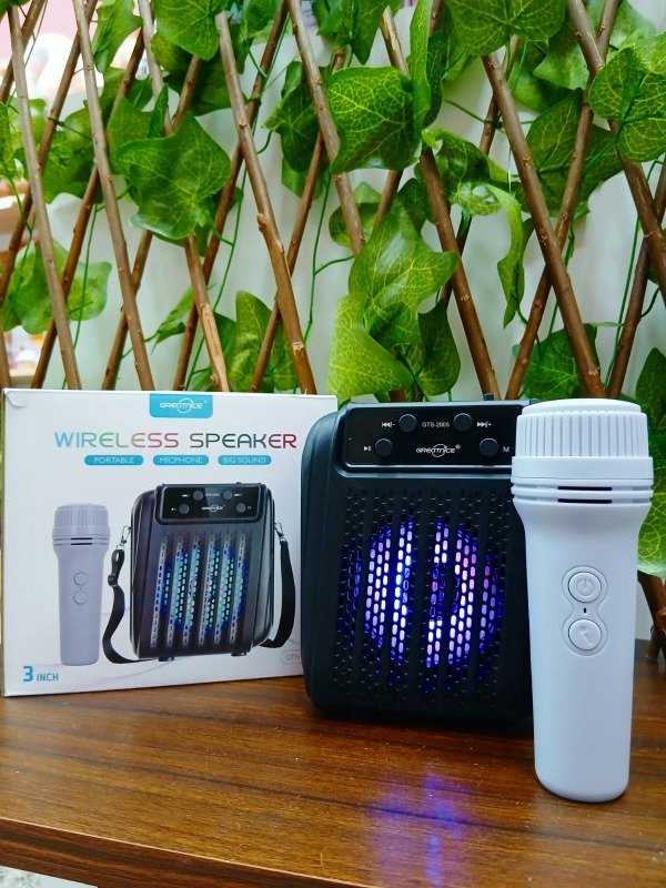 Producto - Parlante con microfono