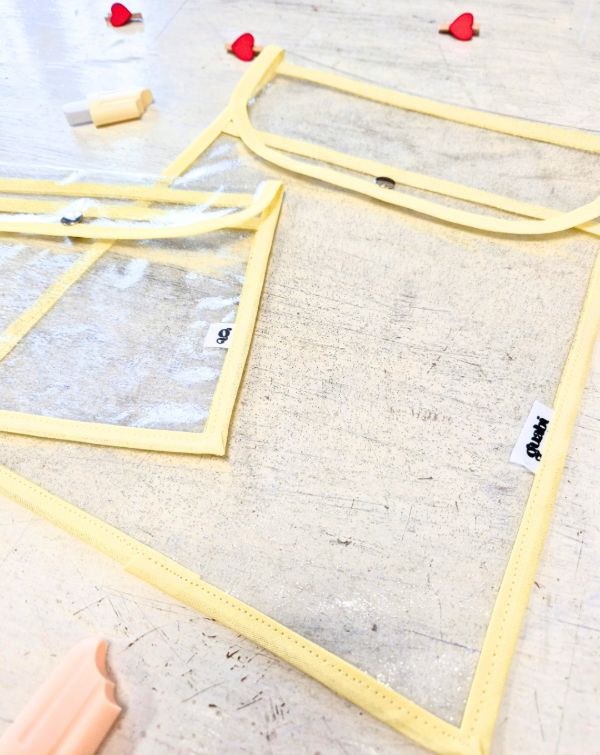 Producto - Sobre folio - A4+Mini Amarillo