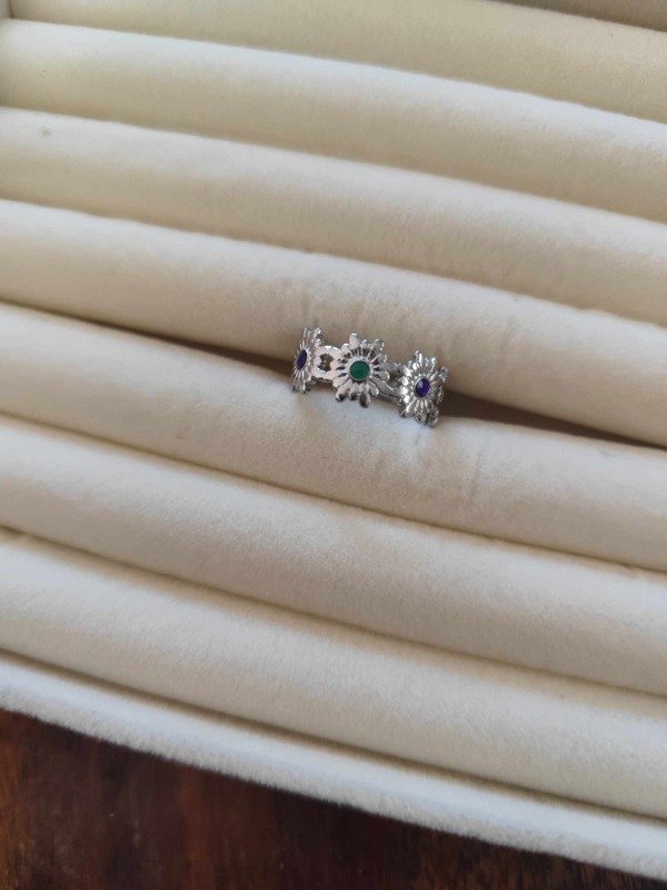 Producto - Anillo flores colores. Acero quirúrgico.