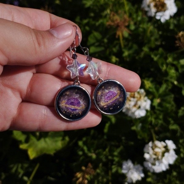 Producto - Aros Saturno pintados a mano