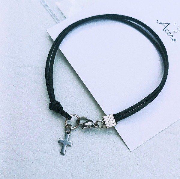 Producto - Pulsera Eco Cuero + Dije Acero (Cruz/Timón)