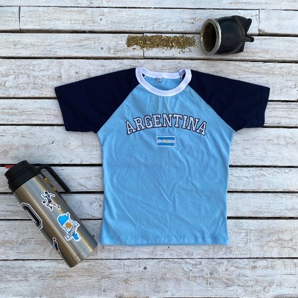 Producto - Remera de Argentina modelo largo talle M