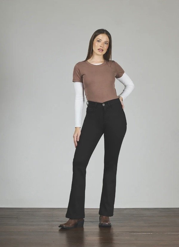 Producto - Pantalón gabardina